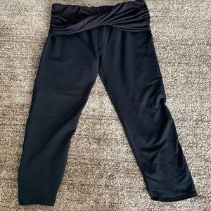 Fabletics Cropped Leggings